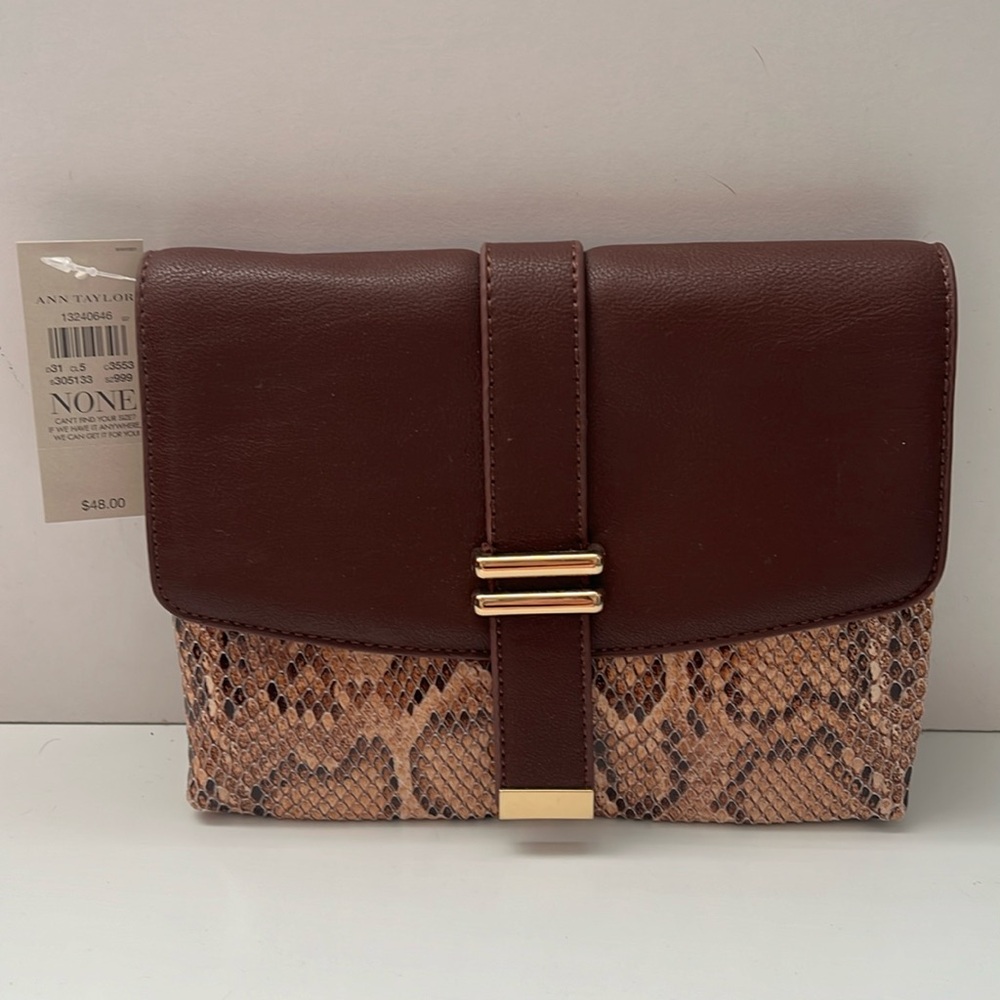 *NWT Anne Taylor Wrislet